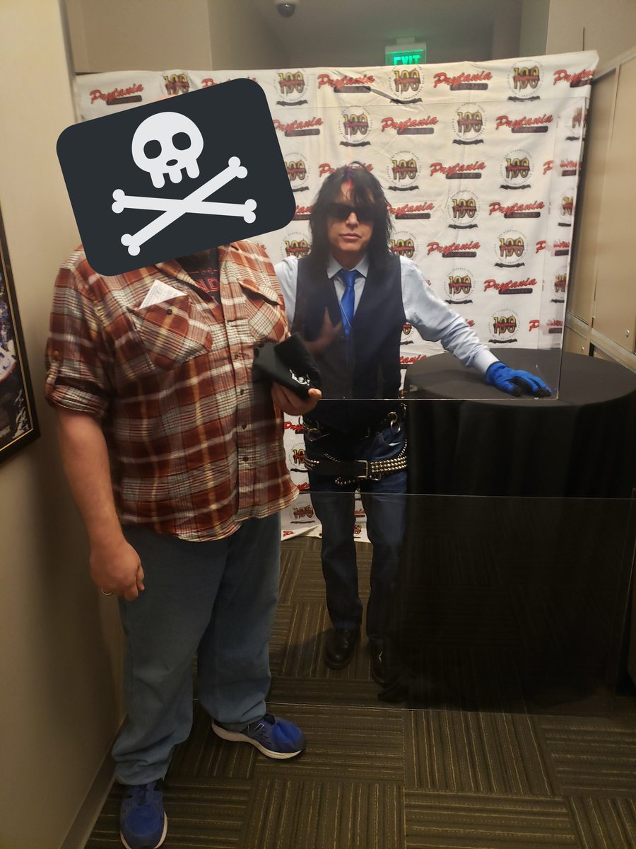 funkshire's tweet photo. Met a fucking legend tonight. Wiseau himself here in NOLA #funklife https://t.co/FNv6E5rdX9