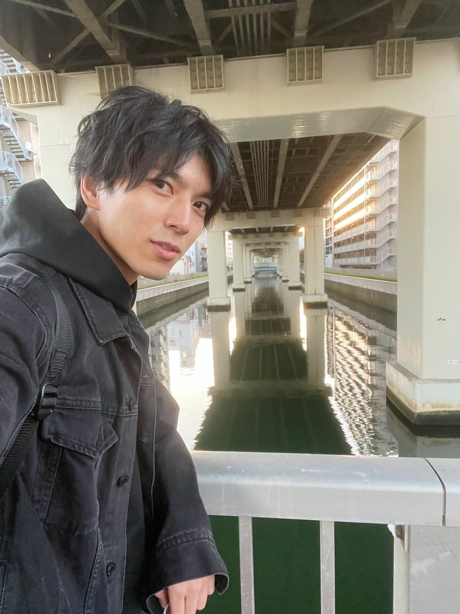 一輝の決死の呼びかけで自我を取り戻した大二が 仮面ライダーライブへと変身 再び一つになったかに見えた五十嵐家だが 既に新たな亀裂が走っていた 仮面ライダーリバイス 第10話 感想まとめ ニチアサエイト