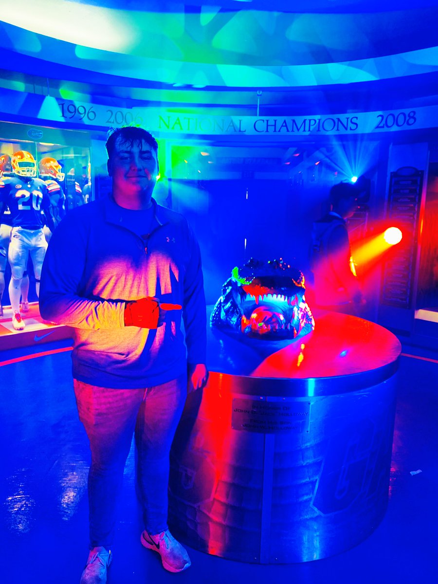 TKGeorge12's tweet image. Thanks to the amazing @GatorsFB staff &amp;amp; coaches for an incredible experience! I may not be ready for the SEC today but I got another year to get ready. No one’s going to outwork me, this is bigger than me,this is my calling! @TOTAL_ATHLETE @bigmantakeover @UofPassRush @247Sports