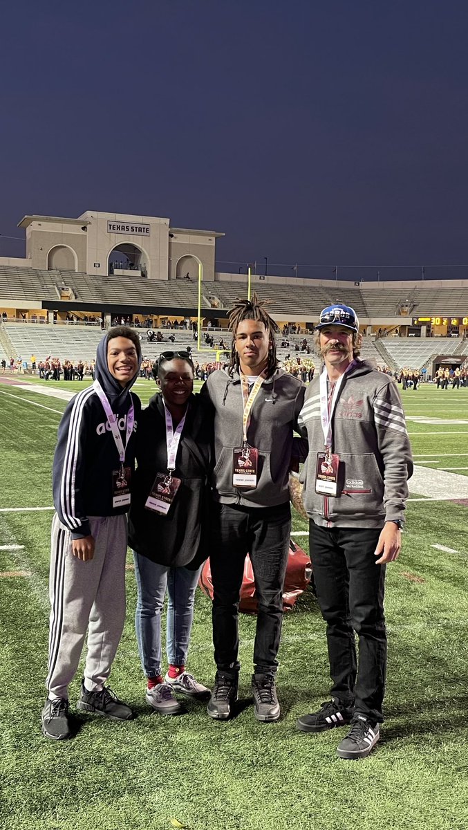 I had a great time today at the Texas State game.  Thanks for the invite! <a href="/TXSTATEFOOTBALL/">Texas State Football</a> @TXSTAnderson <a href="/CoachEvansTXST/">Chastin</a> <a href="/CoachJ_Gray/">Jarred Gray</a> <a href="/BrettDewhurst/">Brett Dewhurst</a> <a href="/LehmanLobosFB/">Lehman Lobos Football</a>