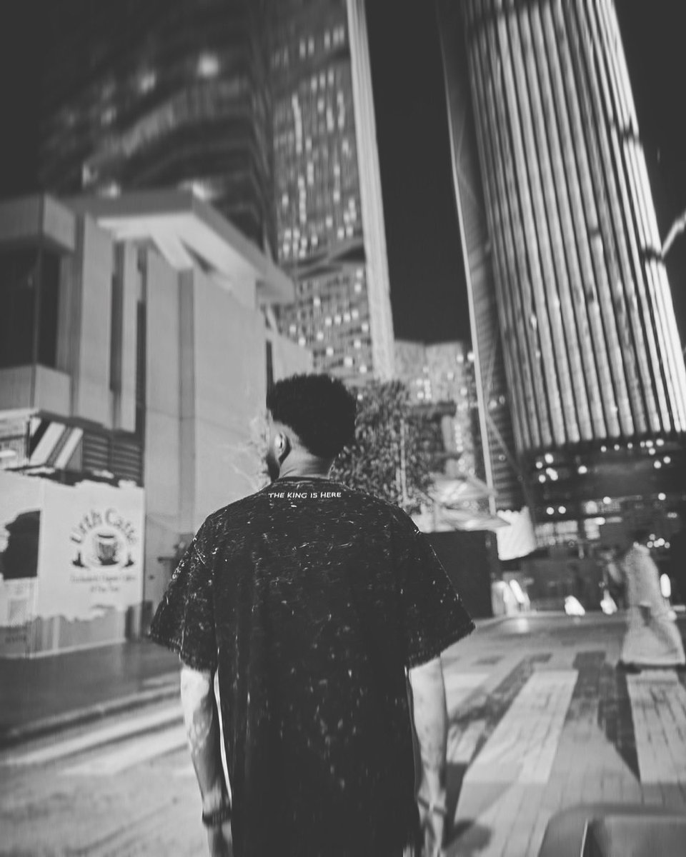 AARRDESIGNS's tweet photo. Be special 👑 https://t.co/3W0MQycJb2