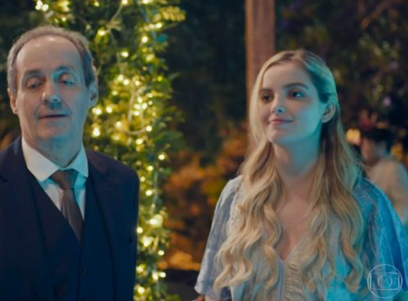 FEHdfvAXoAErH4u?format=png&name=small