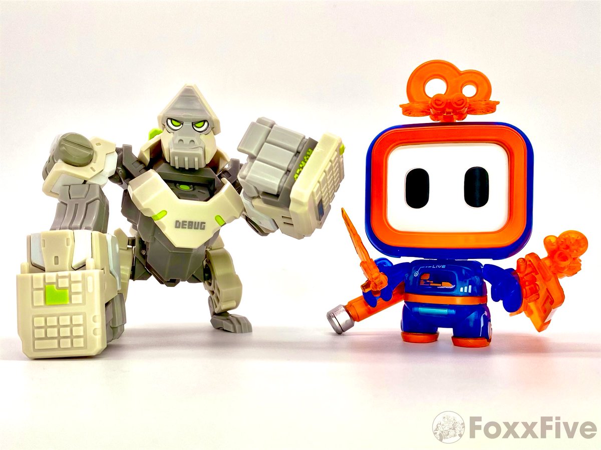 foxracingfive's tweet photo. Antivirus Vigilantes @52Toys @52TOYSJP @s250_MKII #52toys #beastbox #desktoys #ビーストボックス #transfinder #jojobs #antivirus #programmers https://t.co/UfcxIReSrN