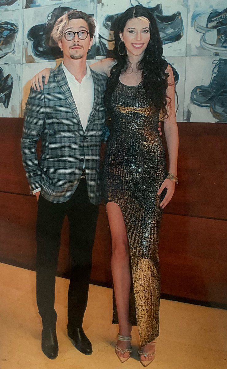 Anoche. Federico y Victoria. Están grandes los pollos no?