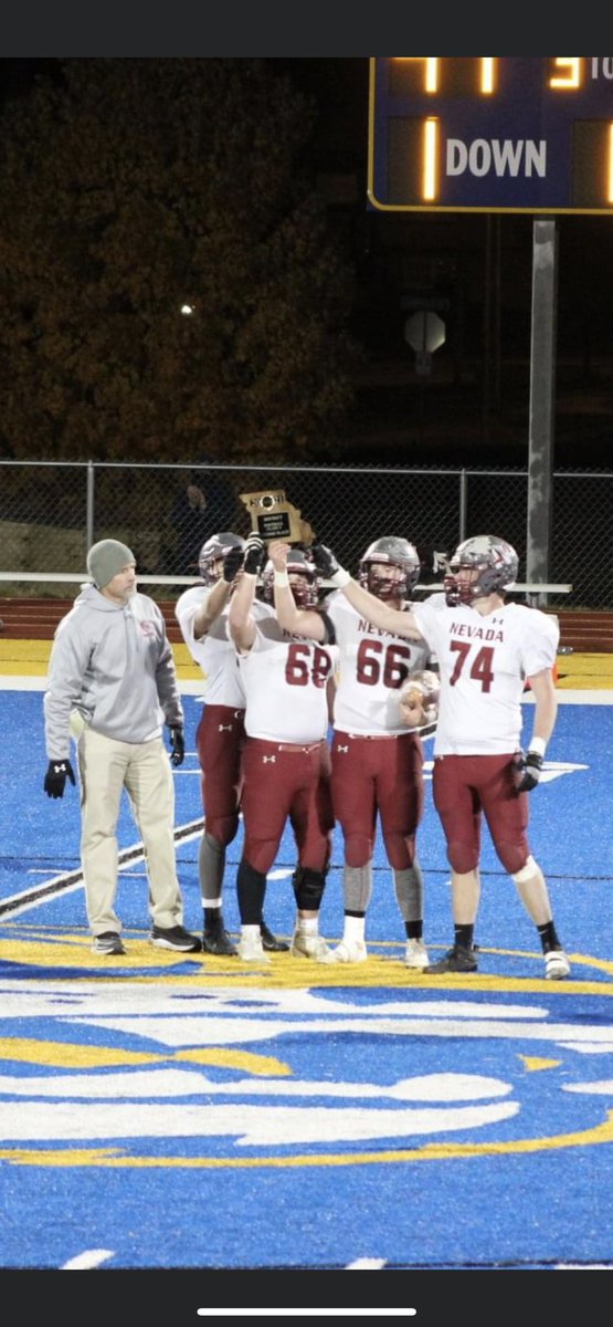 J_Alex8's tweet photo. Played in the first district championship game in 20+ years and battled until the end. Came up short but the lessons we learned and the adversity we overcame are the true victories . It’s more than a game. I love these kids . #everyplayer #everyplay https://t.co/xcCwKQh17m