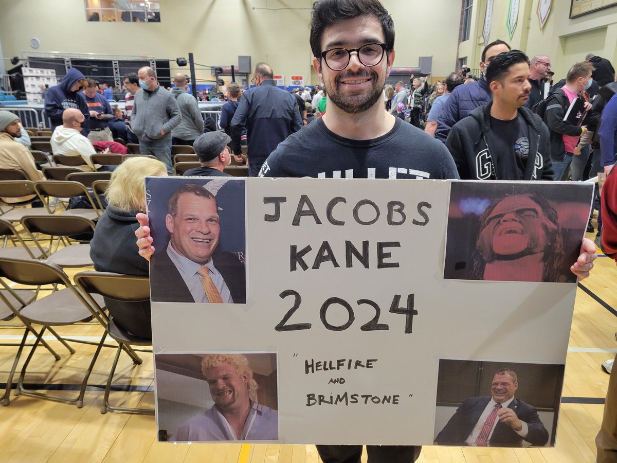 JakeForLiberty's tweet photo. From Liberty Lovers to another Liberty Lover, thank you for making our night at the Hicksville PAL Center @GlennJacobsTN !! https://t.co/HAZXiCE89j