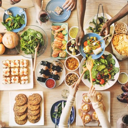 RooksCooks's tweet photo. Policy 1: Standing up for minorities. Everyone grab a plate, we don't discriminate! #rookscooks https://t.co/OUpHdcOOQz
