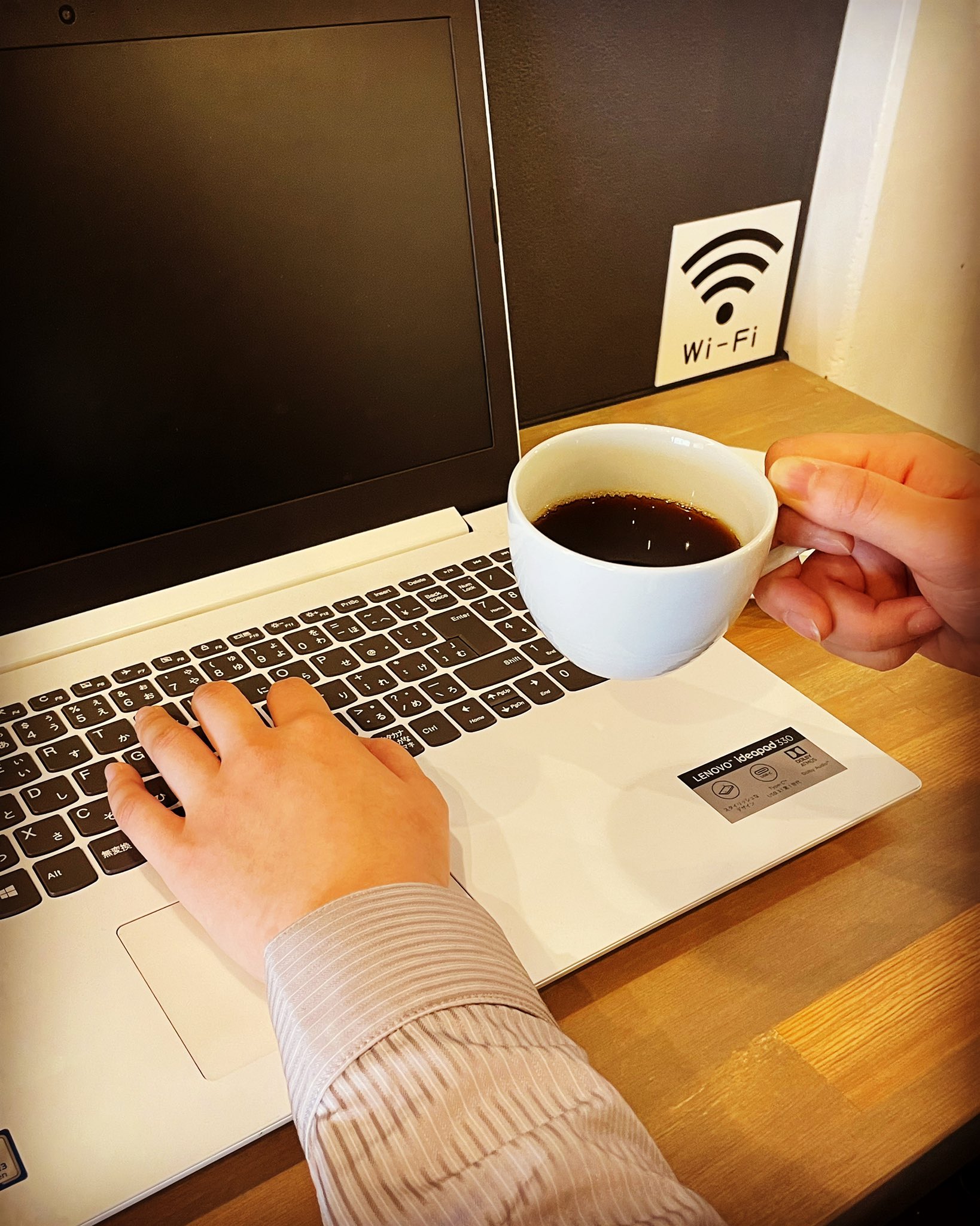 Magnet Sur Twitter フリーwifi フリーコンセント完備のmagnetで仕事をしながらコーヒーでホッと一息つきませんか 仕事 カフェ 一息 落ち着く店内 コーヒー フリーwifi フリーコンセント Pc パソコン はかどる おしゃれカフェ オシャレな店内 Magnet Sur Twitter フリーwifi フリーコンセント完備のmagnetで仕事をしながらコーヒーでホッと一息つきませんか 仕事 カフェ 一息 落ち着く店内 コーヒー フリーwifi フリーコンセント Pc パソコン はかどる おしゃれカフェ オシャレな店内