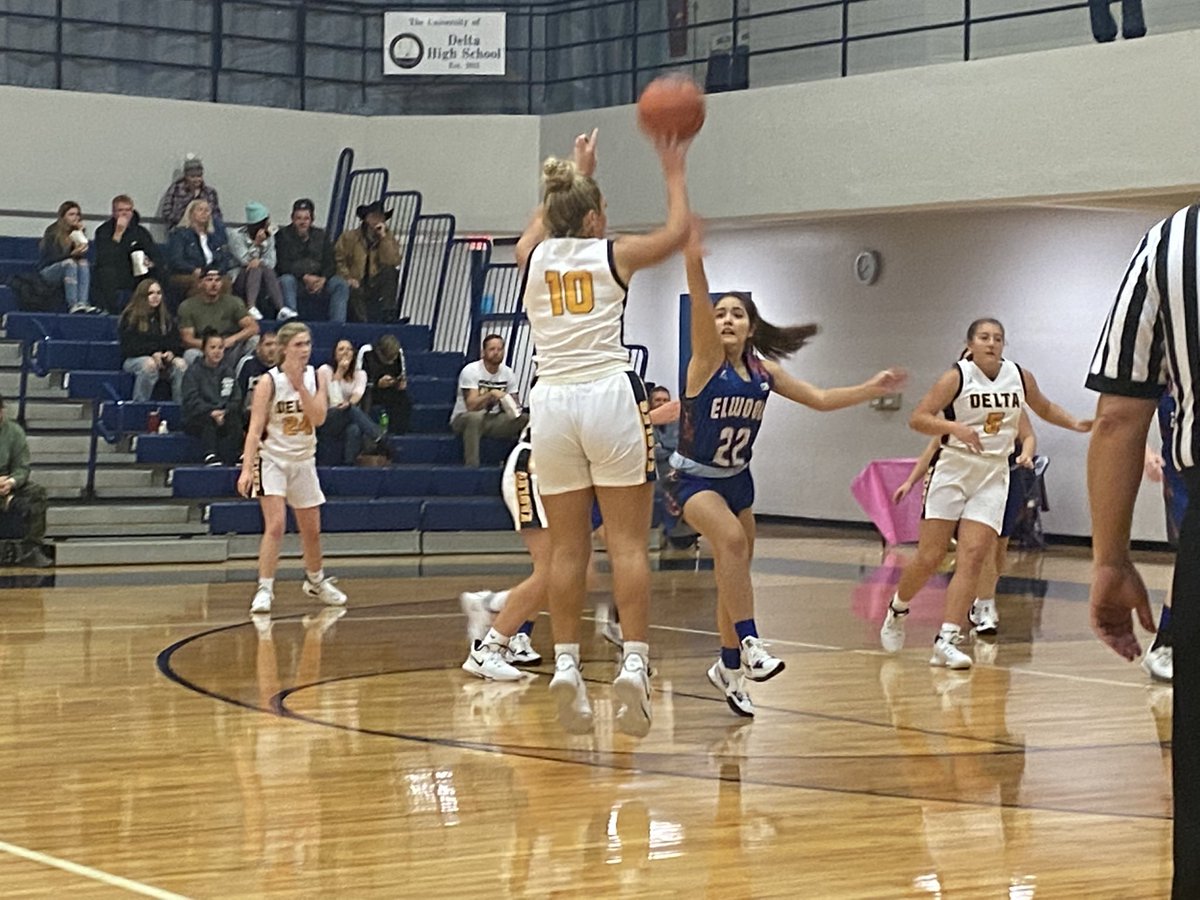 DeltaEagles_'s tweet photo. 🚨FINAL SCORE🚨

🏀🦅 Varsity Girls Basketball |📍Delta

🦅 Delta - 49
🔵 Elwood  - 19

#GOEAGLES | #WEoverME | 🦅 https://t.co/pEc8iu2CLt