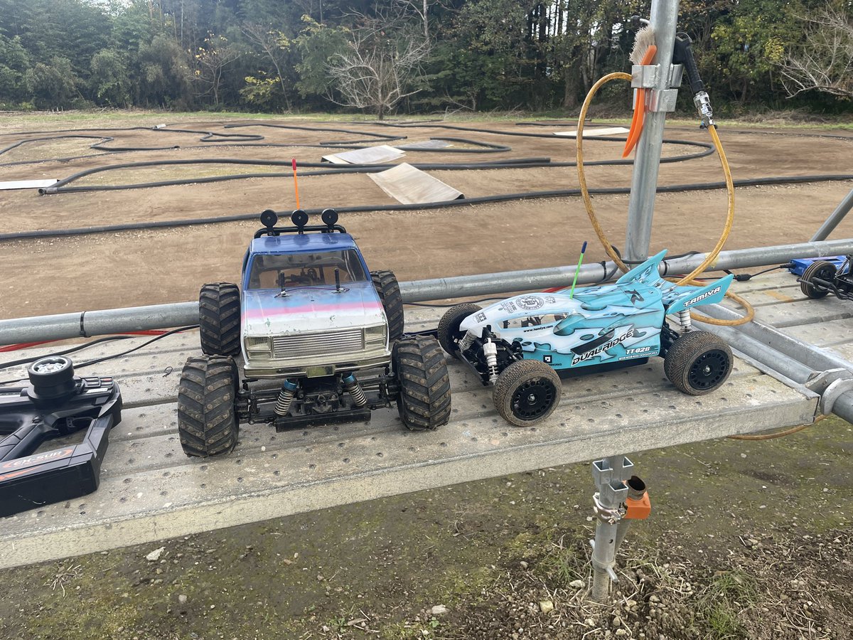 route_4_'s tweet photo. 楽しい
#tamiya #tt02b #wt01 #デュアルリッジ　#ブラックフット3 https://t.co/DKgkwxXy2F