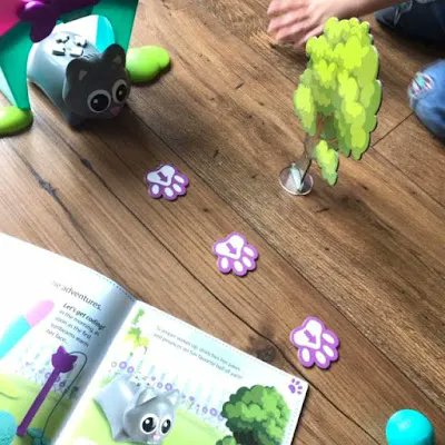 BreastestNews's tweet image. The lovely @LRUK have tons of educational toys to keep the kids busy including this cute Coding Critters Scamper & Sneaker! buff.ly/2KU3R3j #learningresources #codingcritters #educational #educationaltoys #coding #codingtoys #codingtime #learningthroughplay #learning