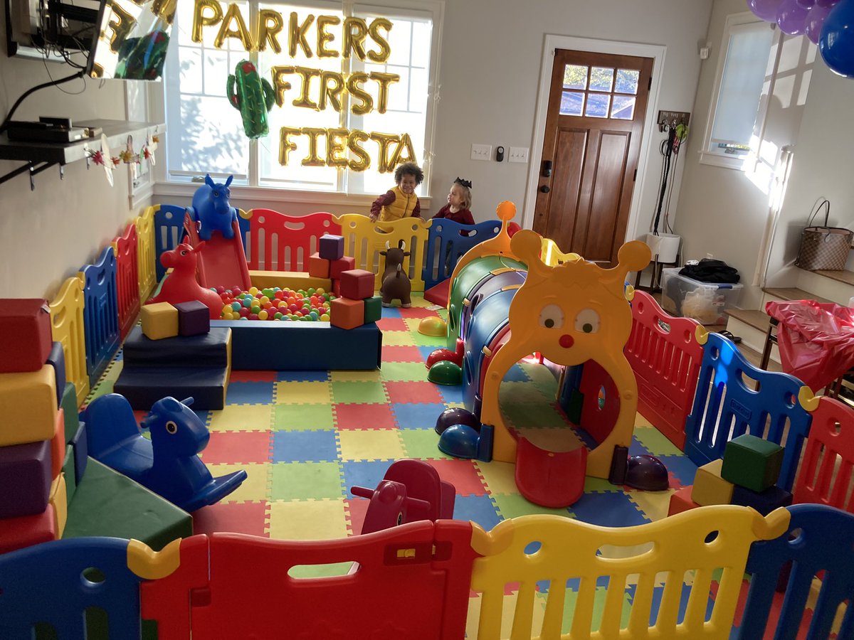 cAnDiEoLoGy's tweet photo. My clients always make it worth it.. Im so grateful.❤️ - Book @TotTopia_ , for your next Toddler friendly event. #MobilePlayGround #TotTopia #BlackOwnBusiness #Nashville https://t.co/285GnFthyl