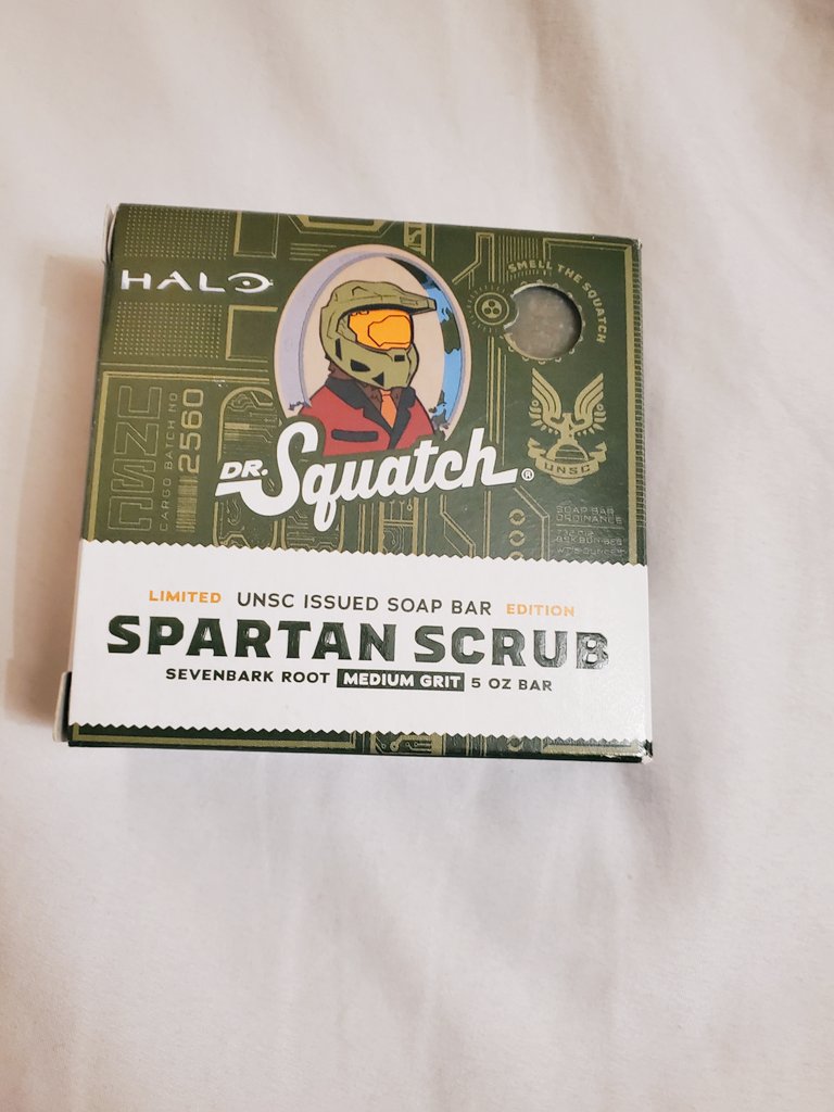 Jessee84's tweet photo. I don't even want to open it...so COOL and smells GOOD 😉 🤩 @DrSquatchSoapCo https://t.co/a474QLJote