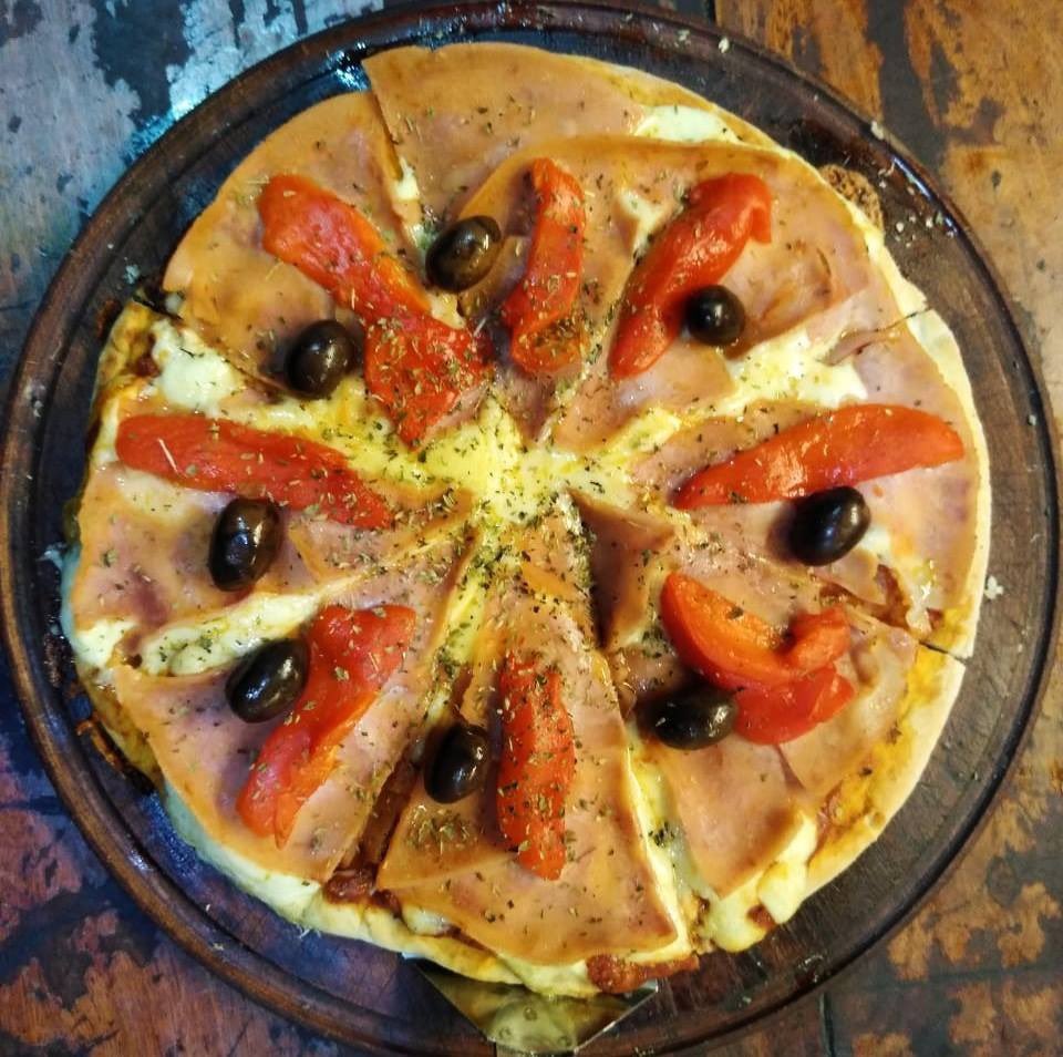 clubdelprogres1's tweet photo. #buenasemama Te comerías una pizza con jamón y morrones? @FABIANBANCHERO @susalorna te leemos https://t.co/rMM92h3VZO