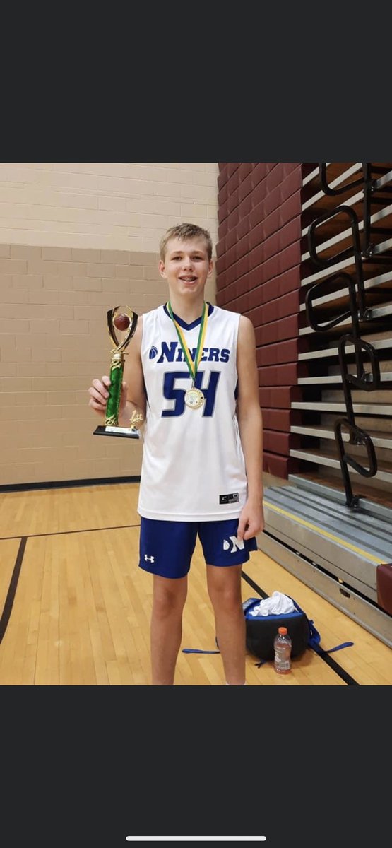 Bryon Laue - C/O 2025 <a href="/bryon_laue/">Bryon</a> 
Freshman/ Castlewood <a href="/CwoodHoops/">Castlewood Boys Basketball</a>
HS Coach: Mike Thyen
Club Coach: <a href="/_ryderjohnson/">Ryder M. Johnson</a> 
6’7” 205 lbs
82 inch wingspan
Strong, Athletic, Long
<a href="/PrepHoopsDakota/">Prep Hoops Dakotas</a> <a href="/PrairieSports_/">Prairie Sports Report</a> <a href="/DaksHoops/">DAK Hoops</a>