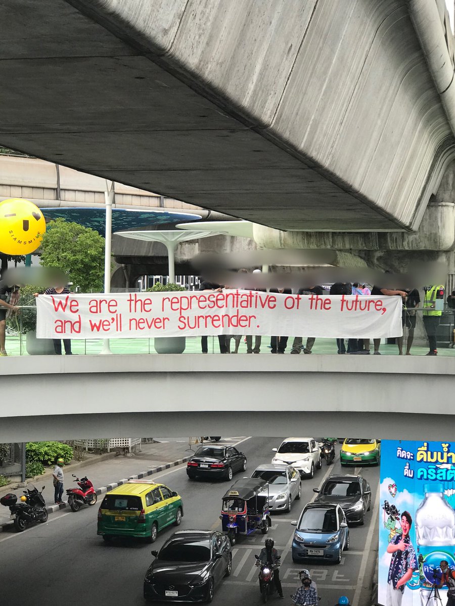 Eddy0474's tweet photo. We are the future of this country not you anymore !!!!!#ม็อบ14พฤศจิกา64 https://t.co/A5LSx560UG