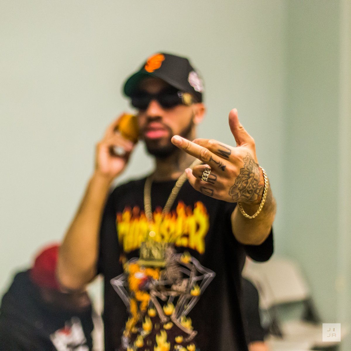 just1jray tweet media