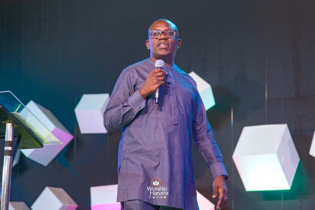 kpaule9's tweet image. “The anointing is when the Holy Spirit is operating in, upon and with a person.”- Ap. @mosesmukisa

#EmpoweredAndSent
#Best100Minutes
#WHGarage
#WorshipHarvest