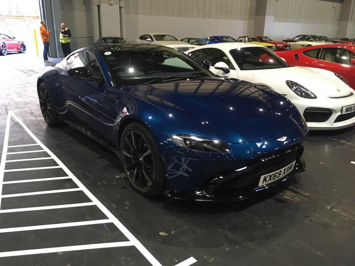 CarManToday's tweet photo. #AstonMartin https://t.co/2FnYKxYV10