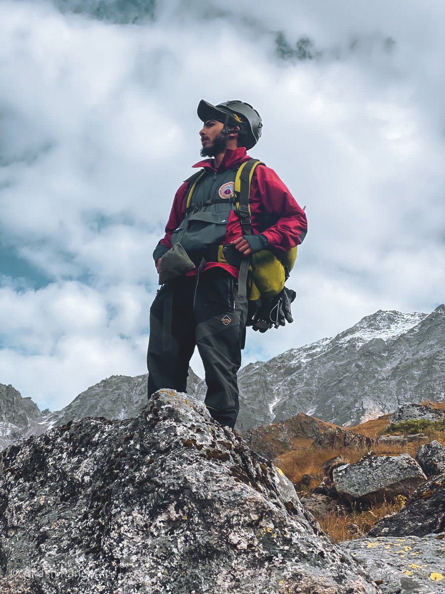 Akashrangar1's tweet photo. Climbing my way to bigger and better things. 🔥
.
.
.
.
.
.
.
.
.
.
.
.
.
.
.
.
.
.
.
#trekking #nature #hiking #mountains #travel #adventure #mountain #landscape #photography #naturephotography #travelphotography #outdoor #camping #nehruinstituteofmountaineering #naturelovers https://t.co/7BGs6mxtEz