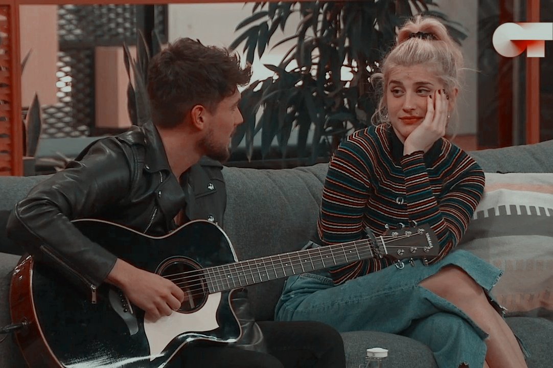 PRINCESSOFPlNK's tweet image. ㅤ ⠀
        ❝  𝓢𝐄 𝓑𝐔𝐒𝐂𝐀 𝓟𝐀𝐑𝐀 𝓞𝐓𝐏

        ───• FC Carlos.
        ───• Buena ortografía.
        ───• Rol medio/extenso.
        ───• Trama ya pensada.

                       ¿ʀᴇᴛᴡᴇᴇᴛ?
ㅤㅤ