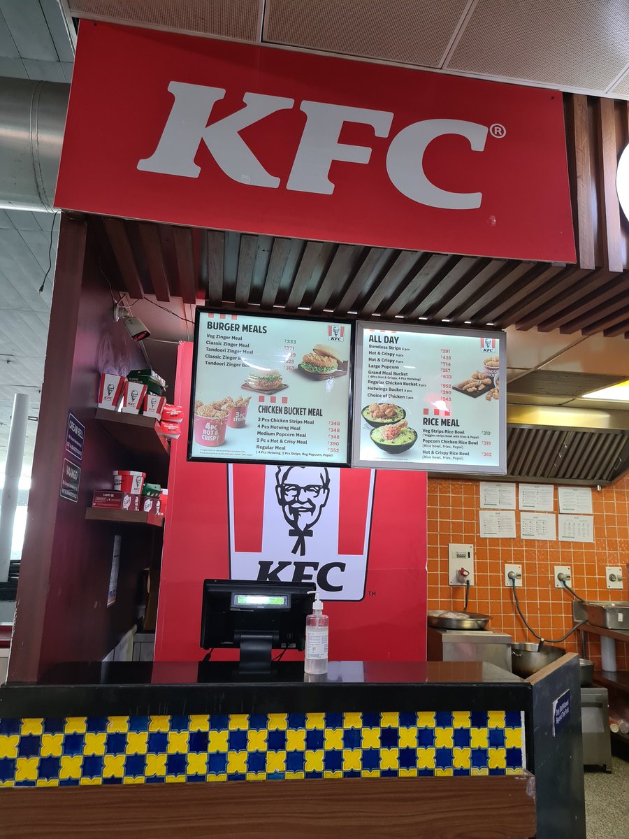MeherSarid's tweet photo. @kfc ur counter staff at Lucknow Airport was missing from 1pm to 1.33pm. You are hugely understaffed with the kitchen on ground floor and counter on 1st floor.... one staff running up n down, sad https://t.co/s1warZqmSS