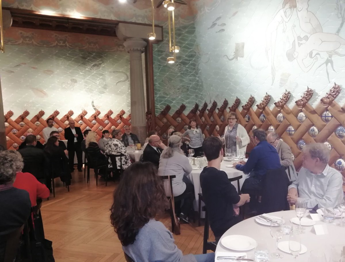 BallarinMontseK's tweet photo. 👏👏 Molt interessant el maridatge entre ciència i cuina que s’ha “cuit” aquesta setmana a Barcelona, amb especialistes d’arreu.👇👇
Hem celebrat durant 3 dies el II Congrés Internacional de #ScienceandCooking, amb un gran nivell acadèmic i gastronòmic🧑🍳
Grácies i fins aviat‼️ https://t.co/Ta2JZJj70o