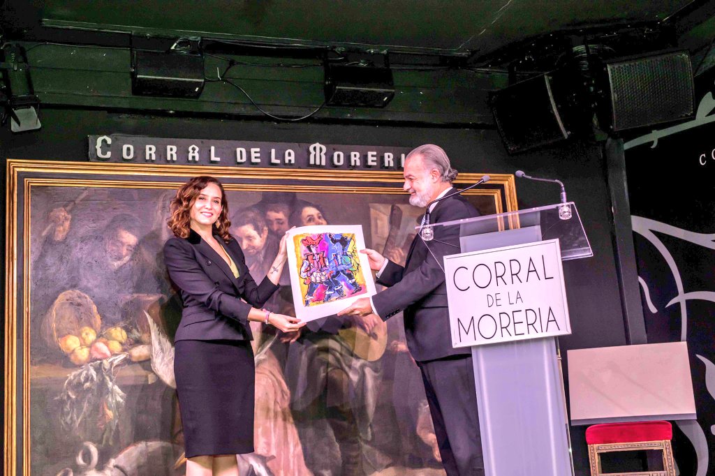 AlbrtoBarciela's tweet photo. La @mesadeturismo y el V Congreso de Editores Europa América Latina, una demostración de cómo #políticos, #empresarios, #periodistas, piensen como piensen; pueden #dialogar, #construír, #colaborar y #respetarse. https://t.co/MgQ69B5qc1
