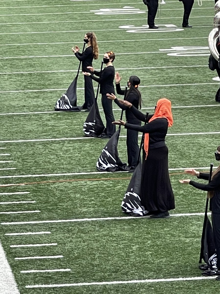 sting2music's tweet photo. Diversity on display at the β¦@BeaverFootballβ© and β¦@Stanfordβ© #pack12 #diversity https://t.co/CTymb5zhY6