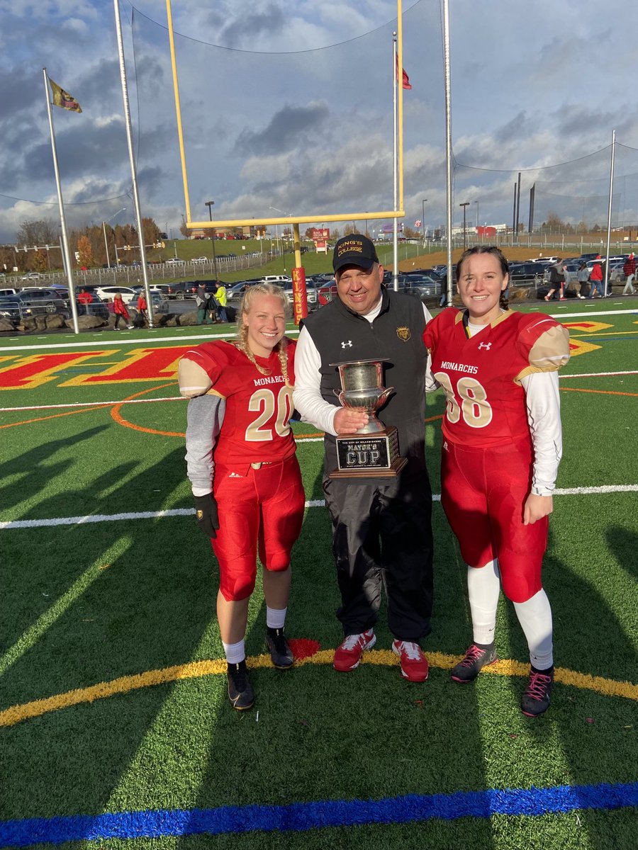 Love having ⁦<a href="/88Hilferty/">Delaney Hilferty #88</a>⁩ &amp; ⁦<a href="/AccordinoAlyssa/">Alyssa Accordino</a>⁩ in our program!  Always smiling, tremendous work ethic, you’re an inspiration to all! #BuiltDifferent #PlayLikeAGirl