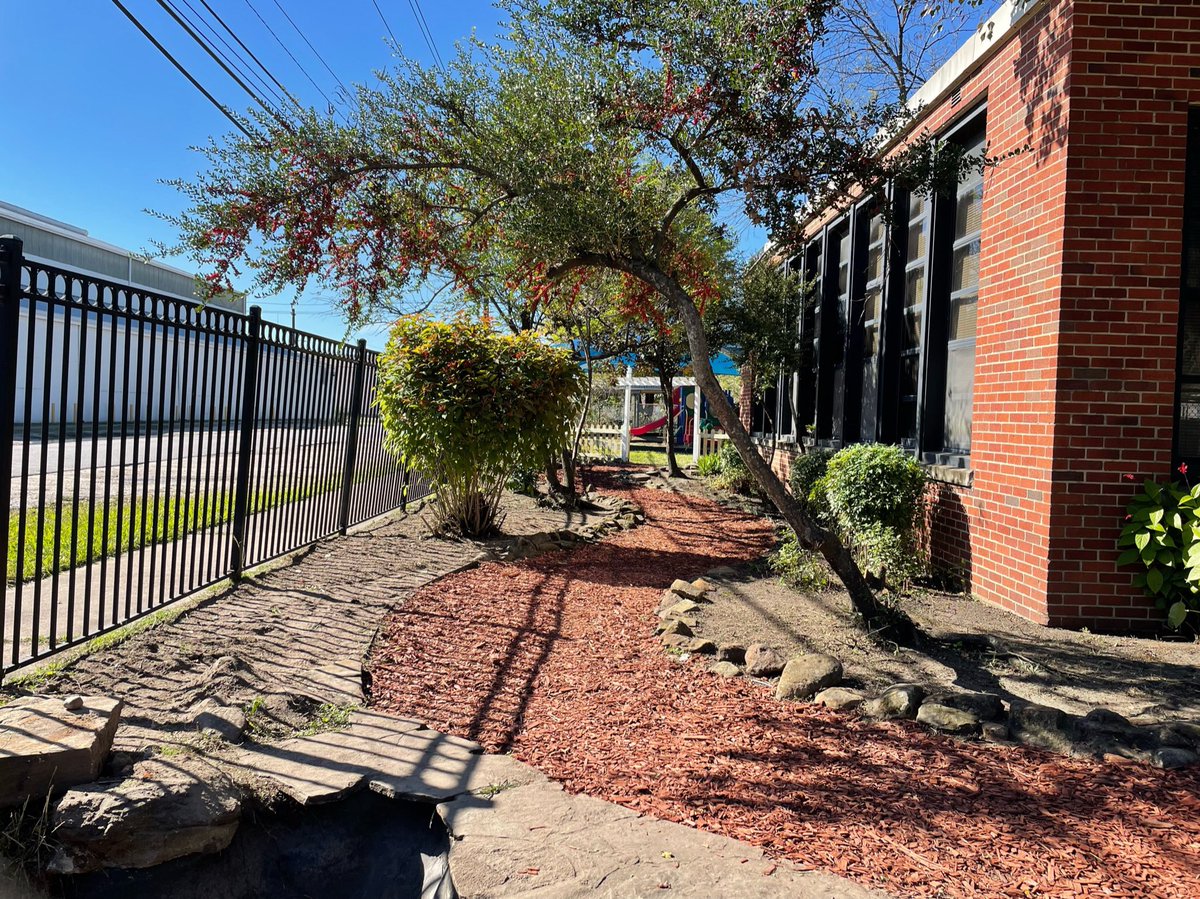 Thank you Home Depot Gulfgate for donating all the wood we needed to redo the fence and mulch for our garden 🤗 

A special thanks to the lumber manager Nate (Nathan) for making it happen on such short notice. 1 days notice to be exact 😅 we appreciate you 🥰