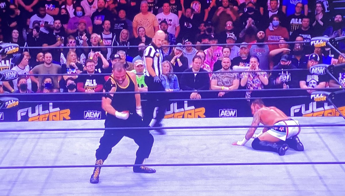 mychemsuplex's tweet photo. ah fuck this guys about to jack off #AEWFullGear https://t.co/0FT31uwZ3R