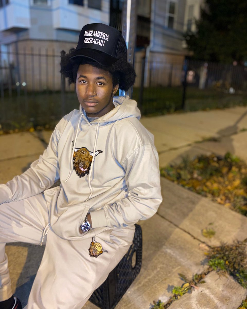 thelabnj's tweet photo. Good vibes only 🤜🏾🤛🏾🟤🤙🏾
Shop our latest collection
https://t.co/HvFxH77yrs
#thelabnj #mrkōnyak https://t.co/pFBOmFcN18