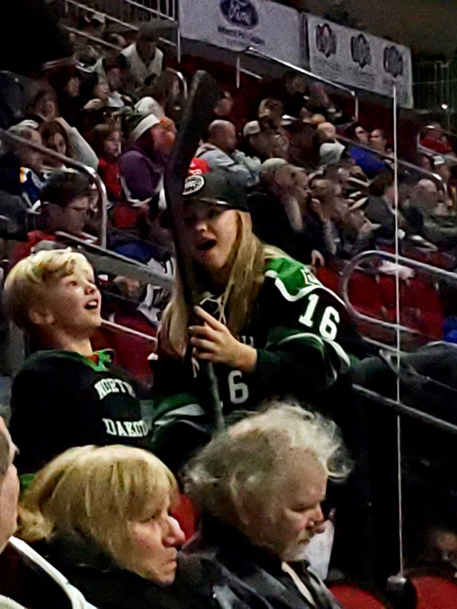 MikemavisMach's tweet photo. That moment when @GMish16 gives my daughter his stick. Thank you for making her birthday extra special! https://t.co/NmHIqNQM03