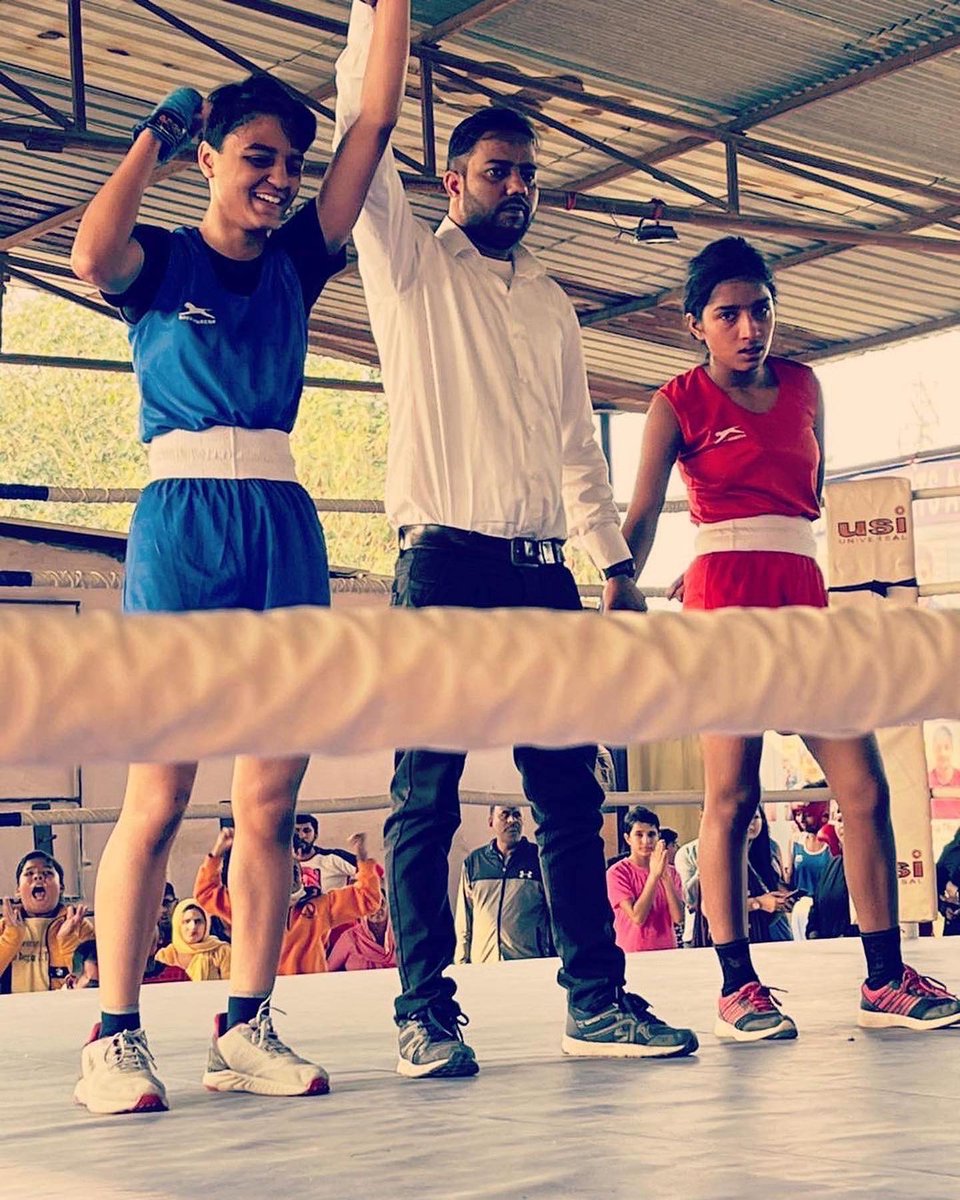 GMSgurugram's tweet photo. Bhoomika of Grade IX wins the Gold Medal at the U-17 District level SGFI tournament. She is now selected for the State level Championship.
Congratulations to Bhoomika, her Parents and the Sports Department of GEMS International School, Gurugram.#boxing #schoolboxing #boxingindia https://t.co/ZSA0IBsKiz