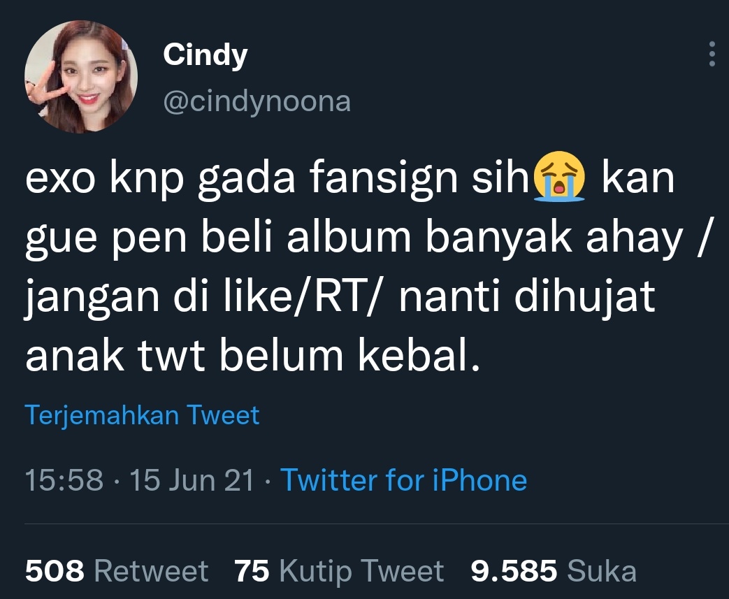 beehonni's tweet photo. Dari sini kita bisa tau ya kalo cinun beli album exo banyak2 cm biar bisa fansign. Trus dijual lagi dah ahay 
Senangnya dalam hati https://t.co/ONDqtyRdxI