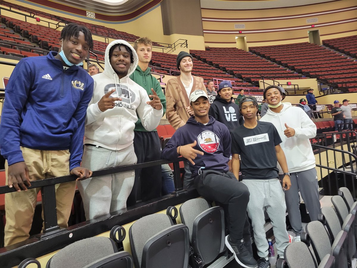 WC boys bball showing up to learn from NWMSU and support <a href="/isaiahj_4/">Isaiah Jackson</a>.  Love the initiative,  dedication, and love of the game - hope it takes <a href="/Chrisman_hoops/">WC Basketball</a> <a href="/JakeKates45/">Jake Kates</a> a long way this season.  Go Bears!  <a href="/WC_Athletics/">Watson Chapel Athletics</a> <a href="/WCSTUCO/">DUB-C STUCO</a>