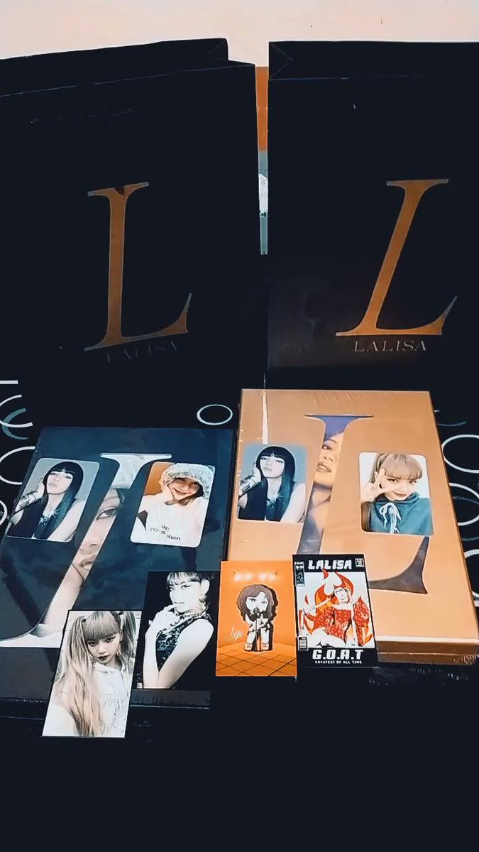 kinda_blink's tweet photo. OH MYYY LALISA IS FINALLY HERE🤩😭 the long wait is over! THANK YOU SO MUCH @TeamLalisaPH @TeamLisaPH for the freebies and to the LALISA paper bag 🛍️ it looks expensive🤧😚 IM SHAKINGGGGGG 

I VOTE #MAMAVOTE #lisa https://t.co/4V9jk3gjtm