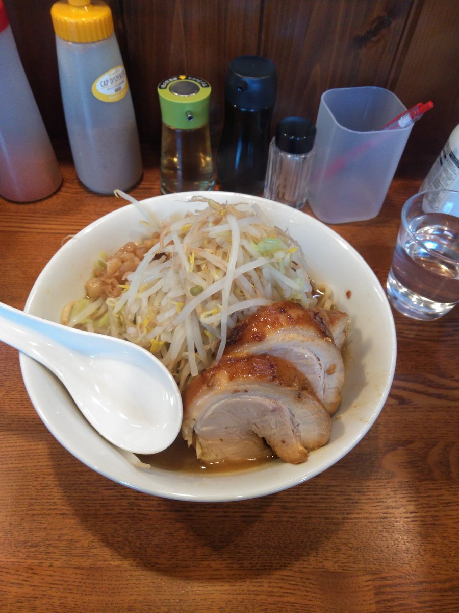 とあるラーメン店さん 店の前に無断駐車する人達にブチギレ 反撃の仕方がまさか過ぎるｗｗｗｗｗ オレ的ゲーム速報 刃