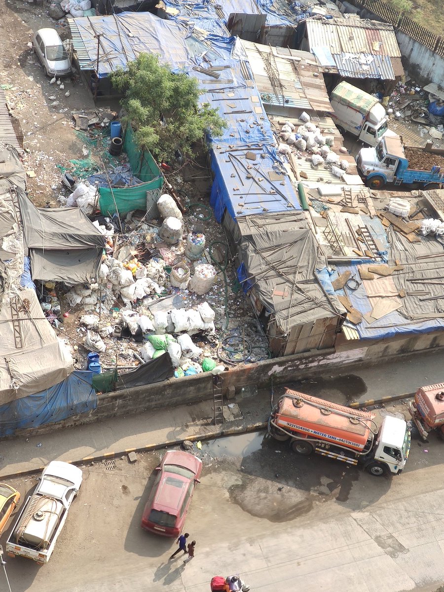 veeraresidents's tweet photo. Andheri West is the next Deonar. Middle of residential area, tonnes of debris being dumped. Illegal garages mushrooming, illegal water tankers. Hope the authorities will take action. 
@MumbaiPolice @CMOMaharashtra @AUThackeray @LavekarBharati @maha_governor @mybmc
 @mybmcwardKW https://t.co/2bwDjb6P4z