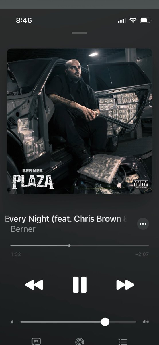 NoeManzan0's tweet photo. @berner415 you need another song with @chrisbrown &amp; @wizkhalifa this a classic!!! https://t.co/kMzStPBQWD