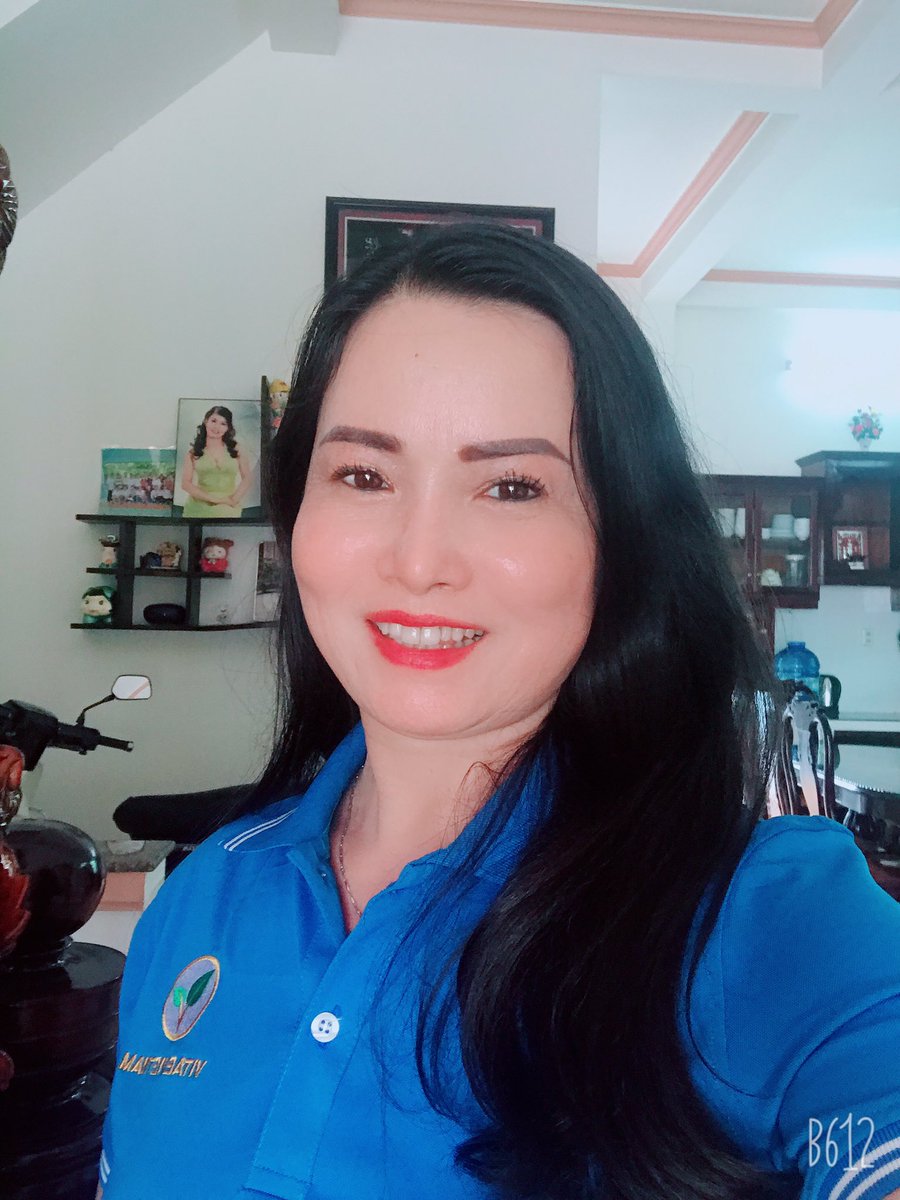 Lannguyenvitae's tweet photo. CHÚNG TÔI CẦN CÂU TRẢ LỜI THỎA ĐÁNG VỀ TÀI SẢN @OfficialVitae  CỦA CHÚNG TÔI TỪ CÁC CƠ QUAN CỦA NHÀ NƯỚC BỈ HƠN 200.k NGƯỜI ĐANG ĐỢI.
Cảm ơn  @MonarchieBe @Europol @jior4justice @BelOecdUnesco @federalepolitie @federalepolitie @Belgian_Army https://t.co/O6nQJFqRM5