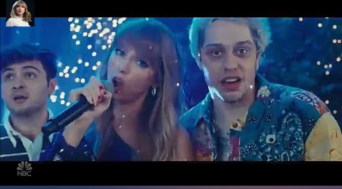 zainubamir's tweet photo. If you told me Taylor Swift was going to sing about 3 sad virgins on SNL with Pete Davidson in the year 2021, I would’ve never believed you. #TaylorOnSNL https://t.co/xm8ryQo4l9