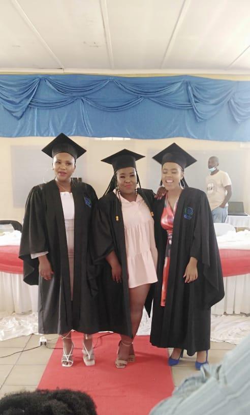 MajooaJ's tweet photo. #Histoty makers at its best.
#Leading Business College International School students.
#Class of 2021 https://t.co/BdqVGFk5Q3