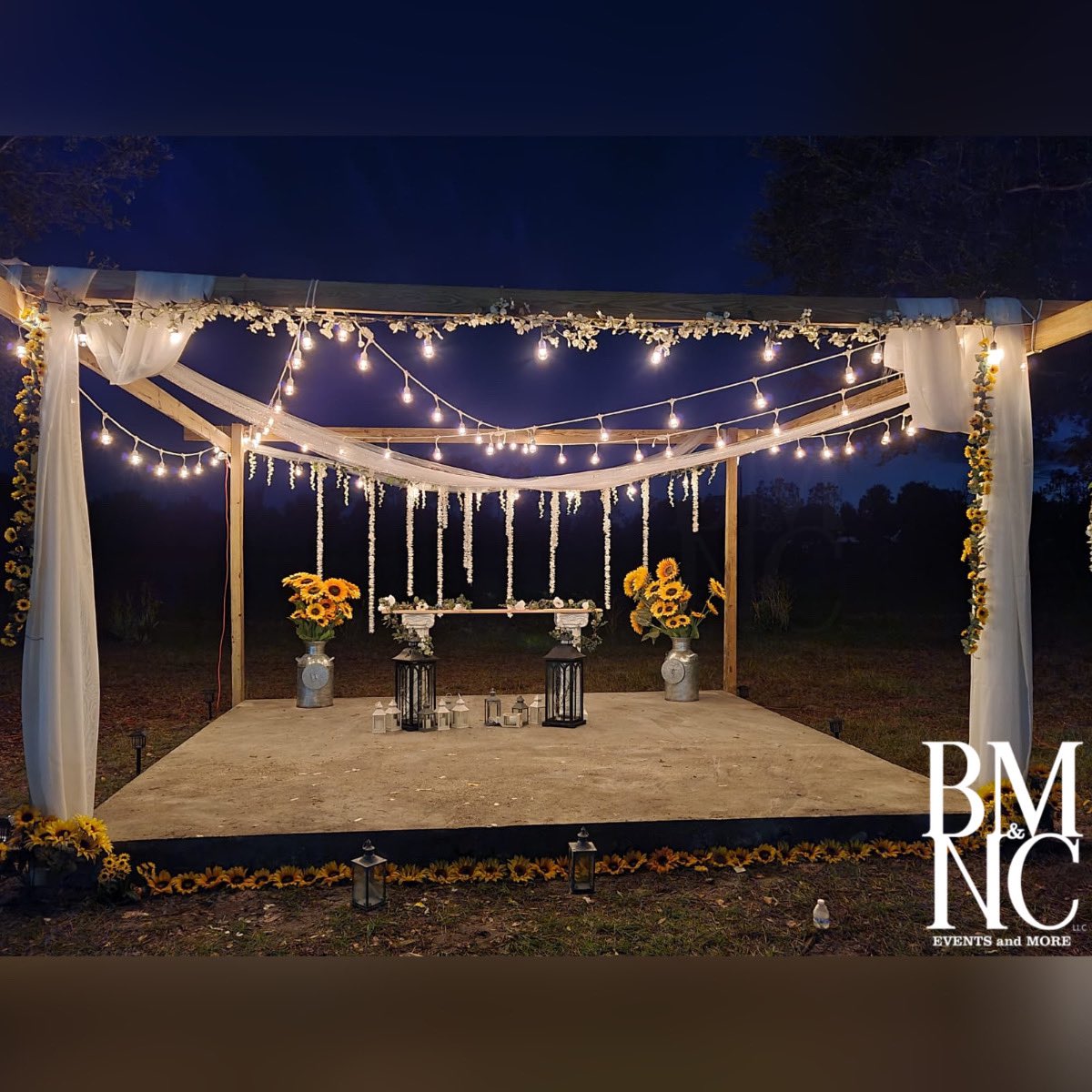 bmncevents's tweet photo. Nuestra boda de hoy
#BMNCEventsAndMore #BMNC #BMNCEvents #Wedding #weddingplanner #weddingphotographer #BMNCPhotography #Boda #Sunflower #Girasoles #BodaDeGirasoles #weddingsunflowers https://t.co/V5xjXh4NmY
