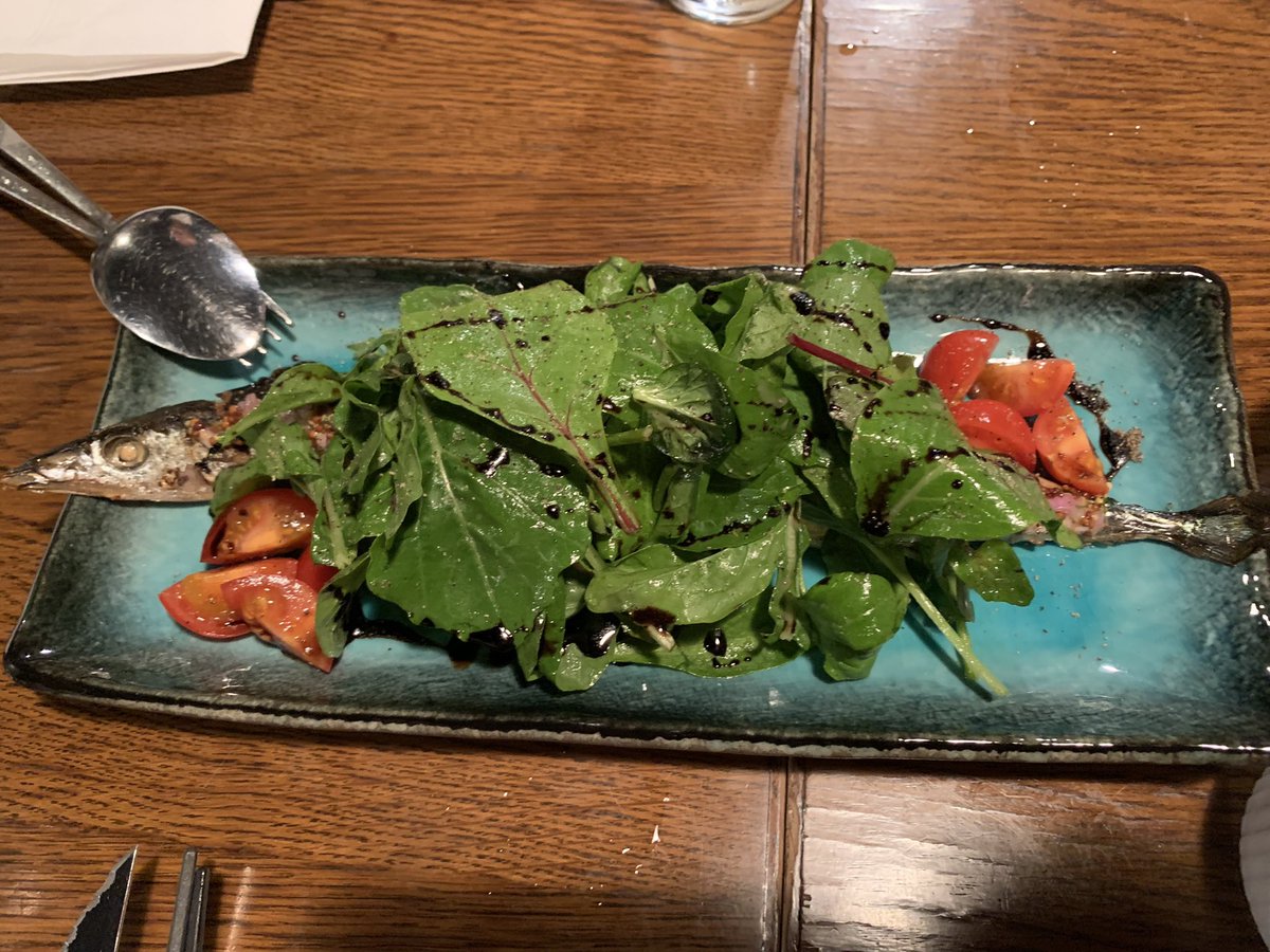 51025Kaho's tweet photo. お友達に誕生日のお祝いして頂きました🎂
2度目ましてのabillさん
今回もどれもこれもとても美味しかった〜😍
秋刀魚のコンフィやパエリアは今回もリピート😊
絶品ですよ✨
ワインもすごく美味しいし、何度でも行きたいお店です❤️
#abilli
#誕生日 https://t.co/rPPyqPtGFw