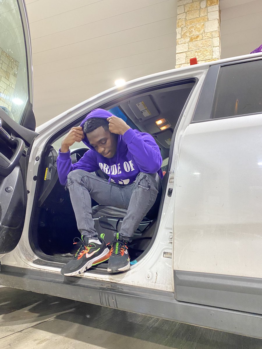 dwattsofficial's tweet photo. 🖤💼 https://t.co/M8sCVqtLhj