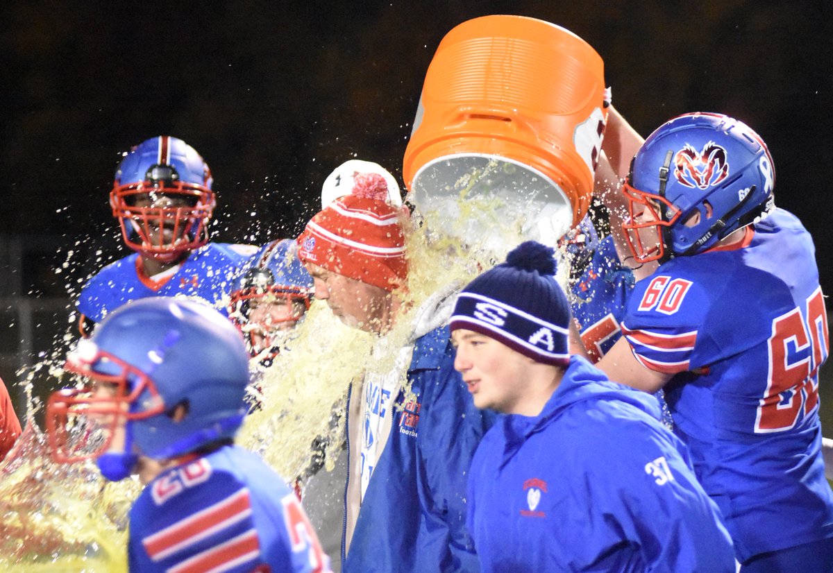 Even their #GatoradeBaths are spectacular! Congrats <a href="/CarmelRams/">Carmel Rams</a> <a href="/coachcayea/">Todd Cayea</a> on 1st Section 1 Class AA title since 1998 after beating <a href="/AHSAdmiral_Al/">Go Admirals</a> 38-14. 'Twas a cold night indeed but few coaches I've ever covered deserved that bath more.