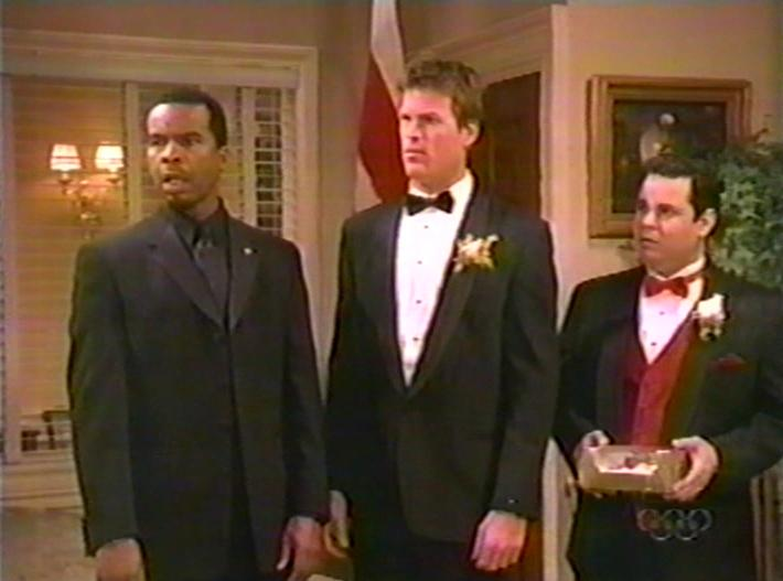 k50cullen's tweet photo. In 2000 and 21 Years Ago, #DAG premiered on @nbc on this day RT and Like if you remember this show. (@davidalangrier, #DeltaBurke, #DavidRasche, #StephenDunham, #MelJackson, @EmmyLaybourne, @LaurenTom9000, @PFTompkins, #LeaMorenoYoung, @jackburditt, #EileenConn, #AndyGordon, https://t.co/iIGzlgiurZ