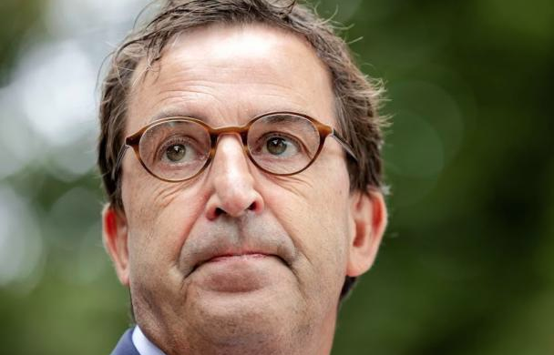 helderwjurid's tweet photo. God heeft kapitale fout gemaakt aldus de goddelijke leiders teveel mensen op wereld te zetten Wat kinderen dood neuken gaat niet snel genoeg Bommen tapijten gaat ook niet snel genoeg Dan maar weer de chemische wapens zoals sars te voorschijn halen om fout van GOD te herstellen https://t.co/2UHMcK8Ebk
